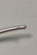 Moderne Åben Halsring i Sterling Sølv