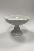 Royal Copenhagen White Fan Bowl/Opsatsats No. 11549