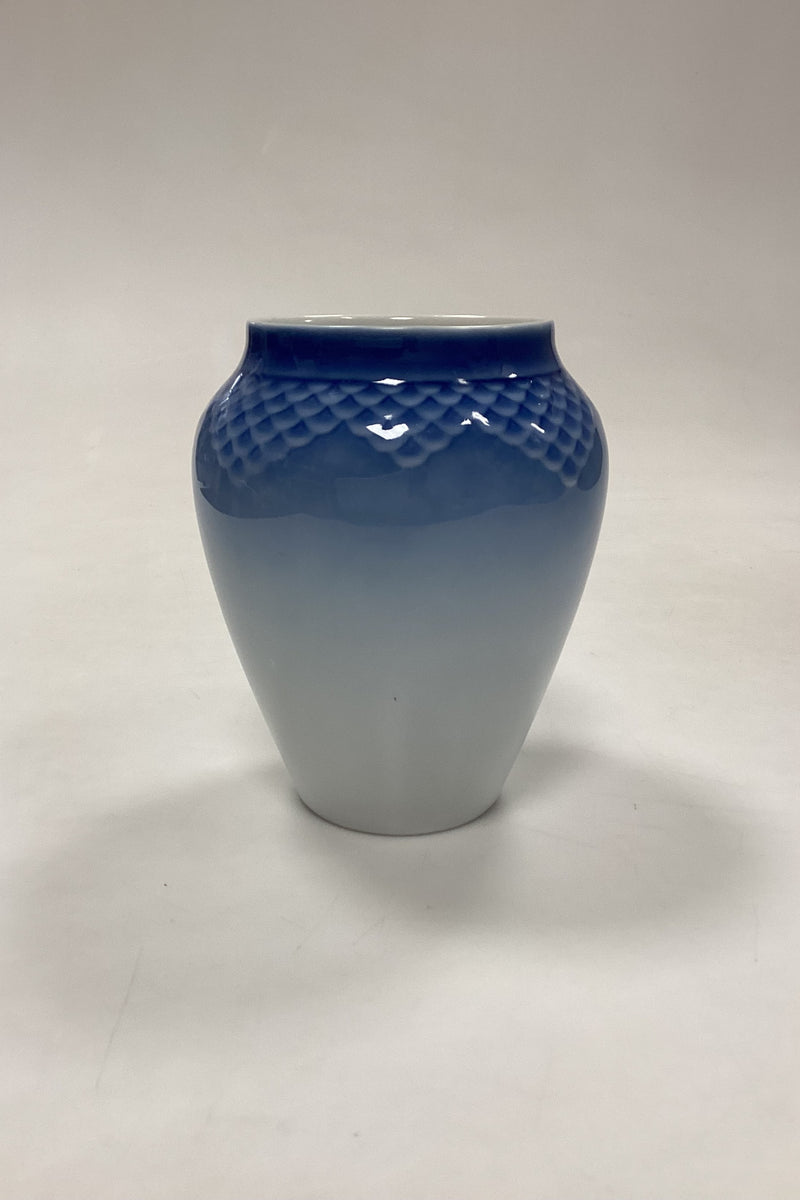 Bing og Grøndahl Måge Vase No. 681
