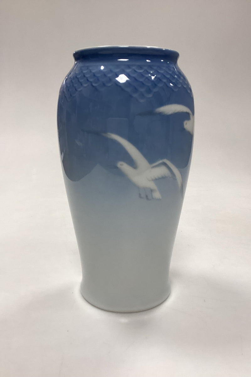 Bing og Grøndahl Måge Vase No. 682