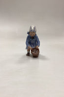 Dahl Jensen Figur af Pige med Skovl og Spand No. 1151