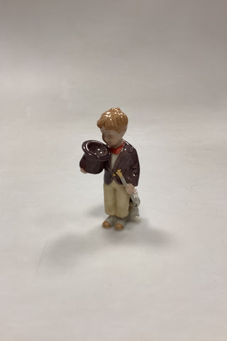 Royal Copenhagen Figur - Den Lille Tryllekunstner No. 205