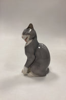 Bing and Grondahl Figurine of Cat No 2256