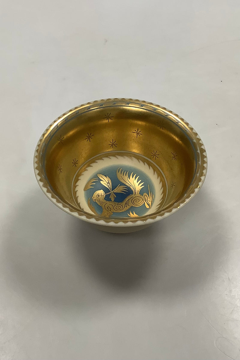 Royal Copenhagen Vase i Mat glasur med guld dekoration No 1002 / 23