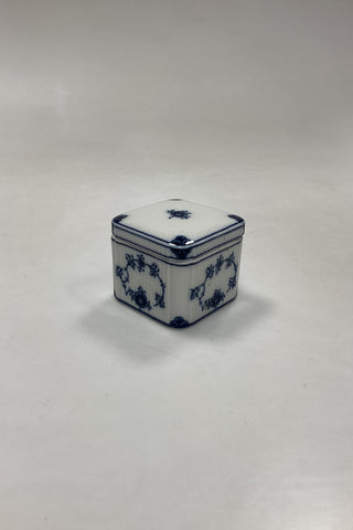 Royal Copenhagen Musselmalet Riflet Bonbonniere No. 2318