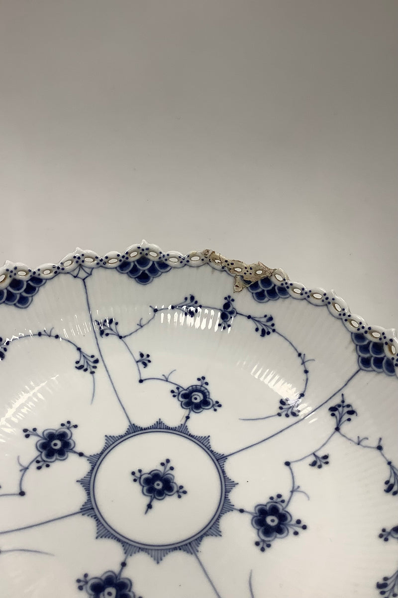 皇家哥本哈根蓝色凹槽全蕾丝蛋糕盘（带支架），编号 1022