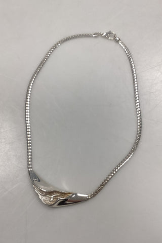 Halskæde i umærket Sølv