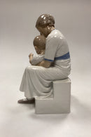 Bing og Grøndahl Figur - Mor og Barn med kat No. 1829