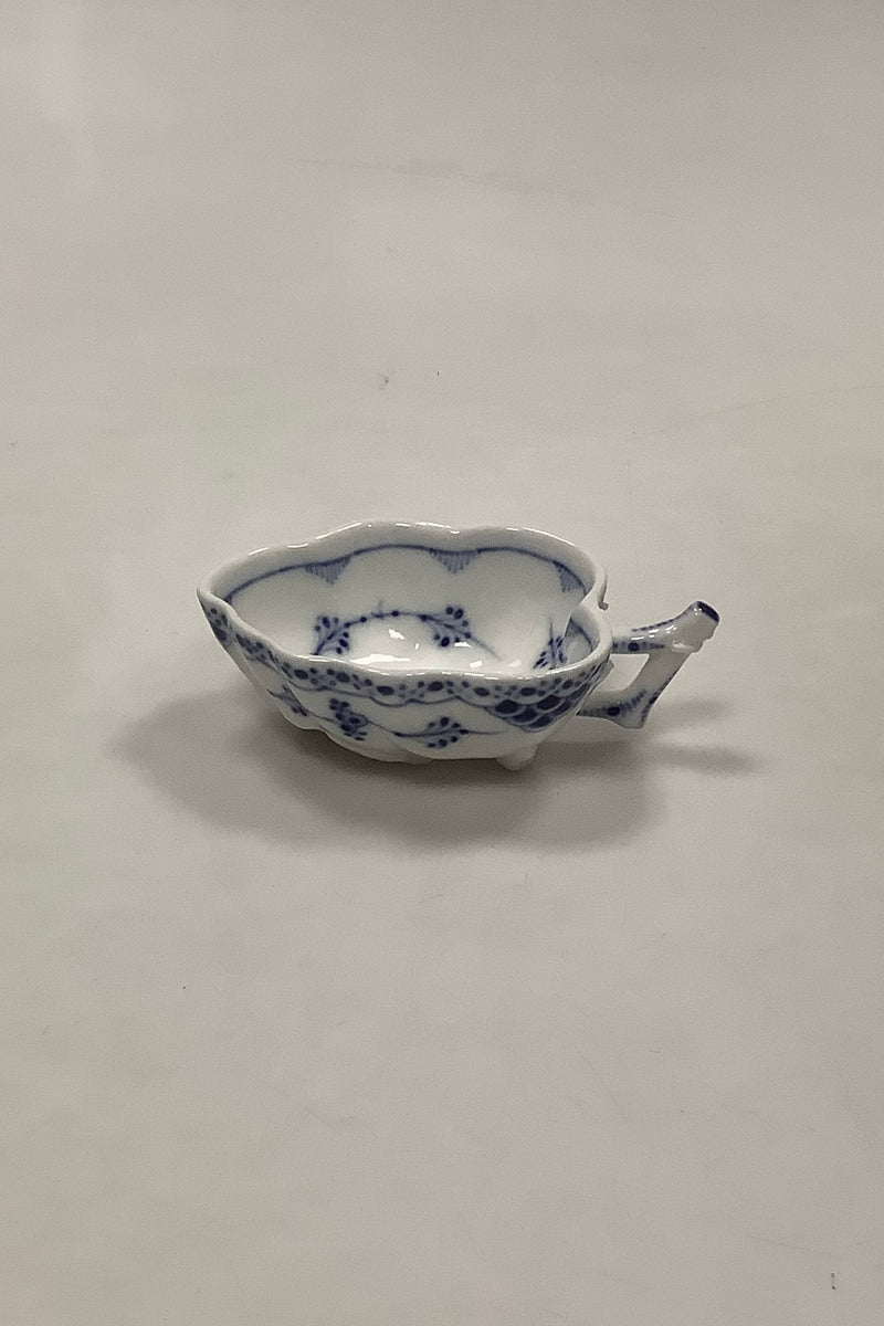 Royal Copenhagen Blue Fluted Half Lace Small leaf shaped bowl No 553
