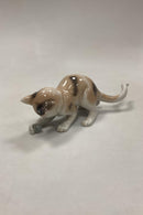 Bing og Grøndahl Figur - Kat der leger med bold No. 1799 - Danam Antik