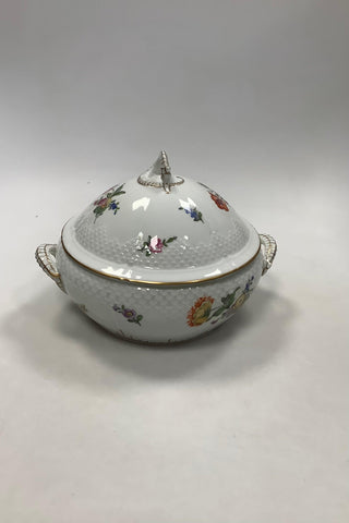 Bing og Grøndahl Saksisk Blomst, Hvid Terrin No 5/512