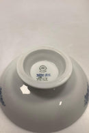 Royal Copenhagen Blå Blomst Svejfet Kageskål på fod No 1532