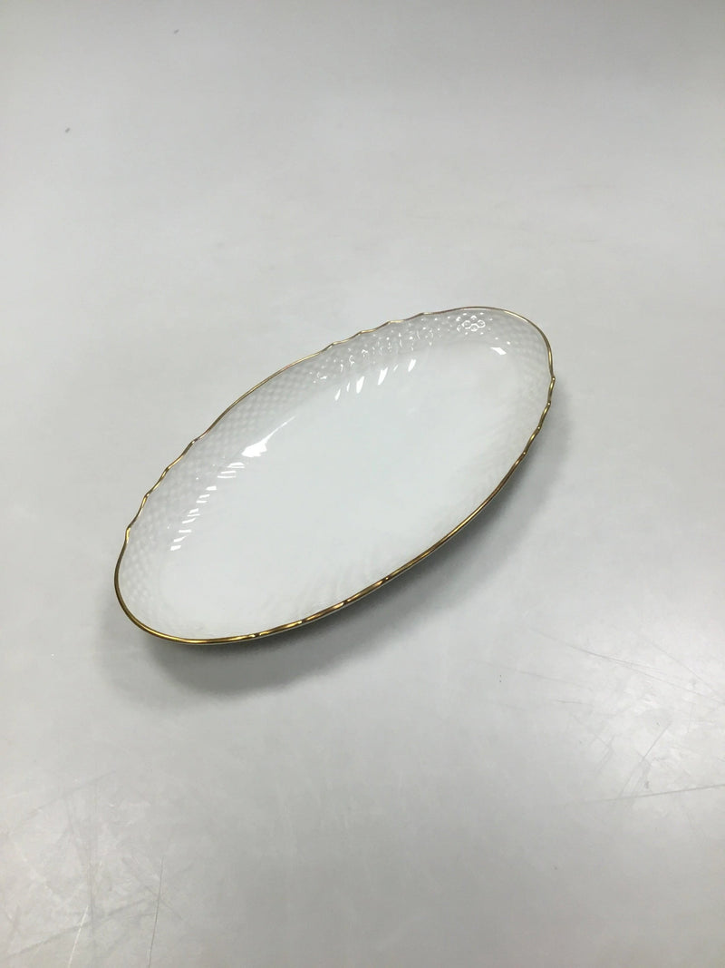 Royal Copenhagen Sirius aflangt fad No 1689