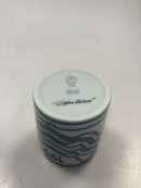 Royal Copenhagen Kleiner Jahresbecher 1996. Entworfen von Jørn Larsen