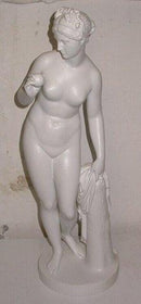 金色のリンゴを持つヴィーナス