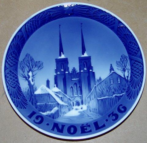 Royal Copenhagen Juleplatte fra 1936 med Fransk indskription "Noel"