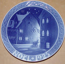 Royal Copenhagen Christmas Plate from 1925 with French inscription "Noel"