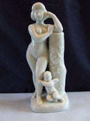 Royal Copenhagen Figur Pige med Barn No 21913