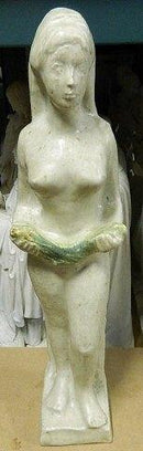 Eigil Vedel Schmidt为Ceres Breweries制作的Saxbo炻器人物 "带负的女孩"。