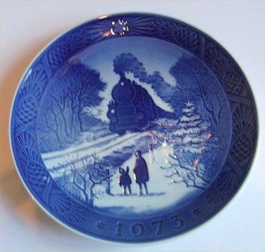 Royal Copenhagen Königlicher Weihnachtsteller 1973