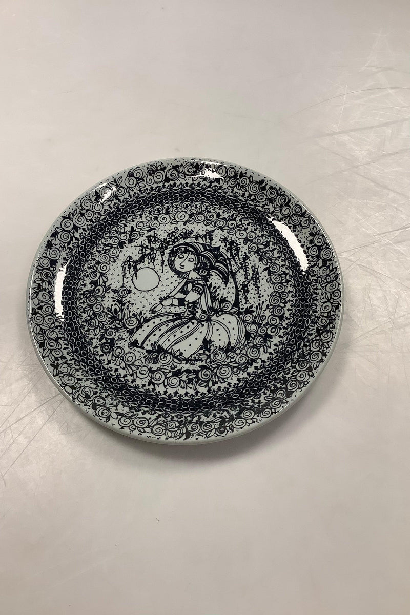 Bjorn Wiinblad Nymolle Ceramics. The 4 seasons - Summer No 3054 - 1286