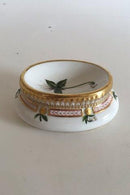 Tidlig Royal Copenhagen Flora Danica Salt Kar No 3557 fra 1870's