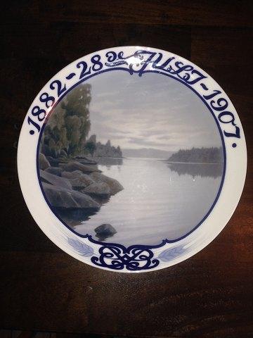 Royal Copenhagen Mindeplatter fra 1882 28 Juli 1907 unika tegnet af Frederik Liisberg