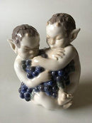 Royal Copenhagen Pan/Faun mit Trauben Nr. 2573