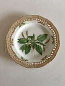 Royal Copenhagen Flora Danica durchbrochener Mittagsteller Nr. 20/3554