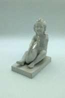 Royal Copenhagen Thorvaldsen Figur Die Leier spielender Amor Nr. 6