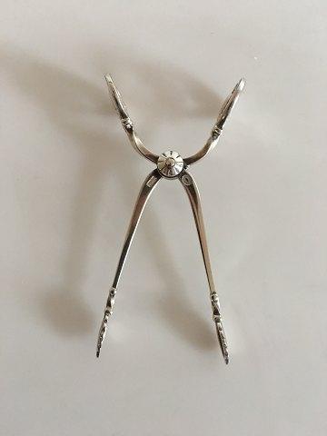 Georg Jensen Magnolia No 84 スターリングシルバー シュガートング No 166