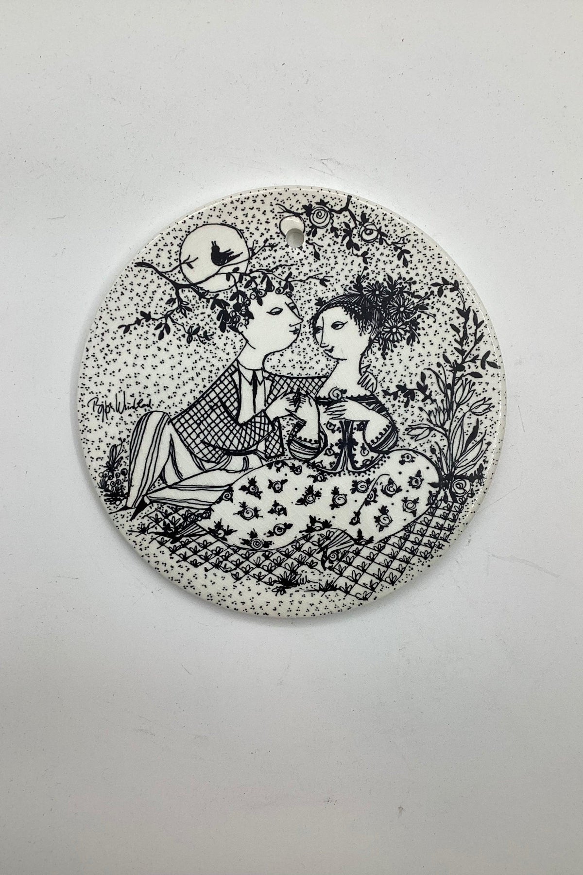 Bjørn Wiinblad: May plate from the New Mill 
