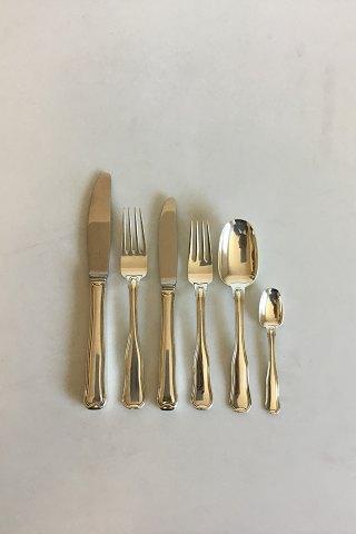 Georg Jensen Sterling Silber Besteckset mit doppeltem Besatz für 12 Personen. 72 Teile.