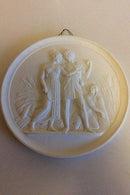 Kæmpe Royal Copenhagen Biscuit Platte Sommer No 117. Kopi fra 1842-43 af N.G.Henriksen efter Thorvaldsens original fra Rom 1836.