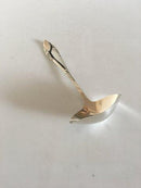 Delt Lilje Silver Gravy Ladle Frigast