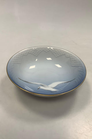 Bing and Grondahl Seagull with Gold Bowl, small No. 45