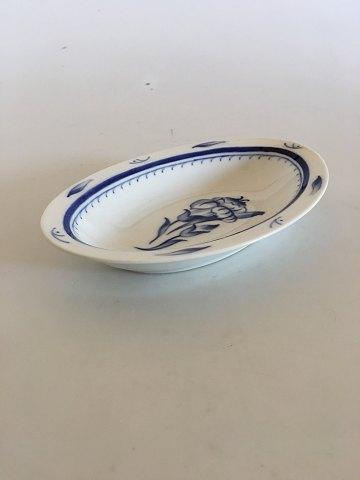 Bing & Grøndahl Jubilæumsstel / Blå Nellike Oval Skål