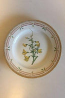 Royal Copenhagen Flora Danica Teller Nr. 20/3549