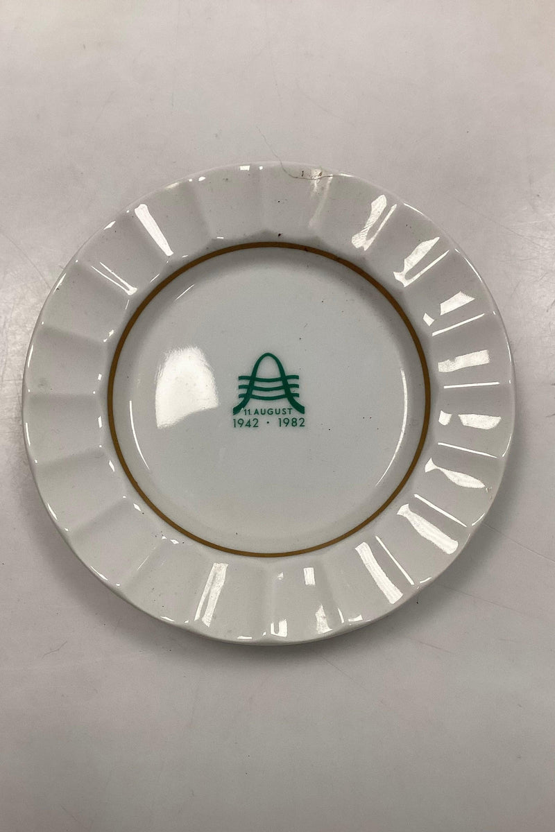 Royal Copenhagen / Aluminia Navy Christmas Plate 1982
