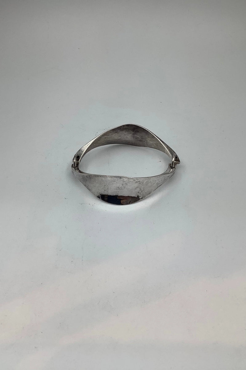 Norway Ragnar Hansen for Norway Plus design Studio. Mirror II Sterling Silver Bracelet Ca. 1965