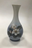 Royal Copenhagen Art Nouveau Vase med Blomster No. 53/51