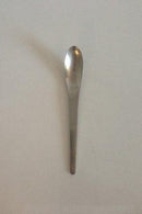 Arne Jacobsen Georg Jensen デザートスプーン。