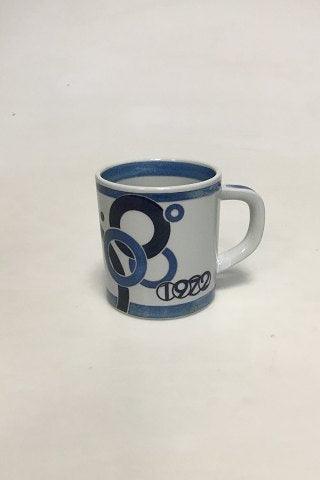Royal Copenhagen Kleines Jahr Becher 1972