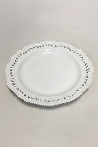 Royal Copenhagen Flora Danica Perlestel Hvid tallerken med gennembrudt kant 3553