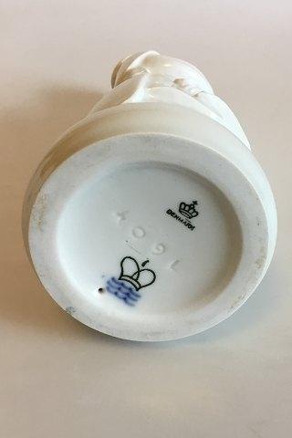 Royal Copenhagen Figur af orientalsk kvinde med håndspejl No 1604 PMN