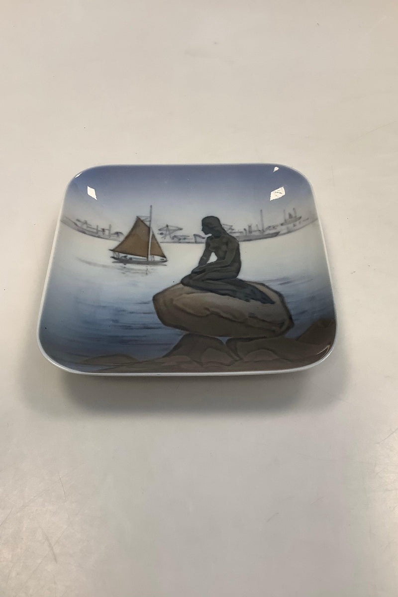 Royal Copenhagen Skål og askebæger No 4090 Langelinie Måler 12,5 cm x 12,5 cm