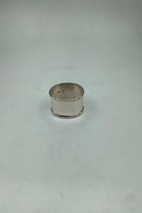 デンマーク製シルバーナプキンリング（エッジ装飾付き