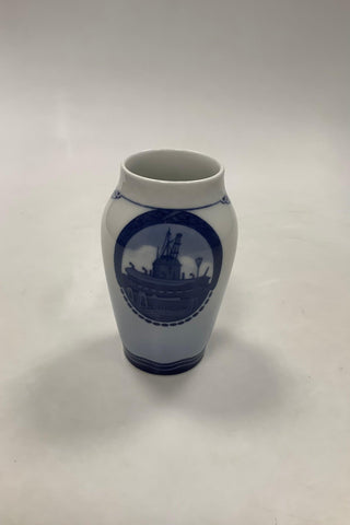 Royal Copenhagen Rundskue vase 1916  Måler 13,5cm / 5.31 inch