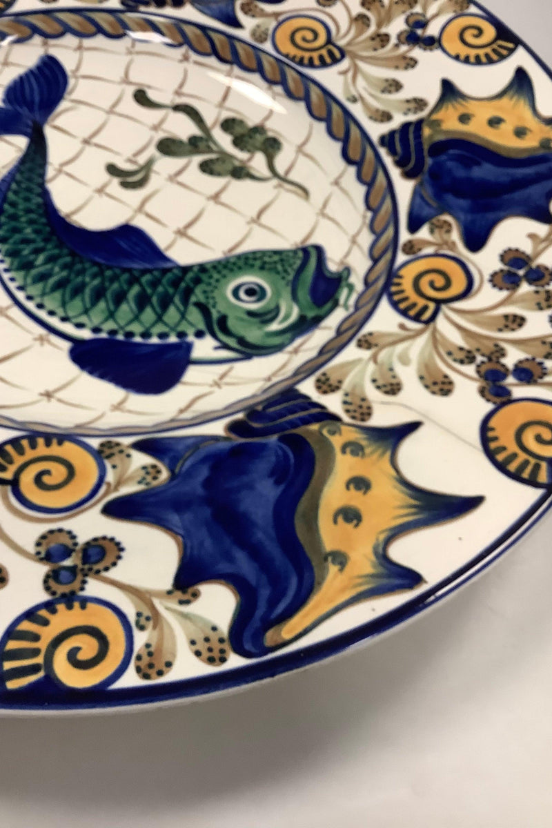 Aluminia Fajance Fad / Skål No 411/300 med Fiske motiv