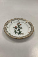 Royal Copenhagen Privately painted Flora Danica Cake plate No 3552